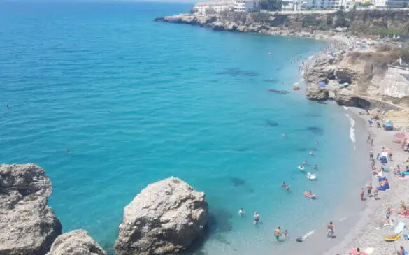 Salon Beach Wailele Kayak Maro Nerja